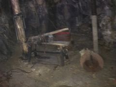 -中美合作所集中营旧址