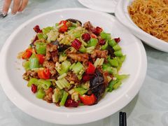 -艳阳天酒店(五里新村店)