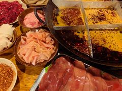 -岗上渣渣老火锅(两路口店)