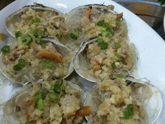 蒜蓉粉丝蒸朝鲜大皇贝-蚝得喜海鲜(东城店)