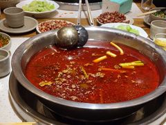 -肖肖酸萝卜鱼火锅(总店)