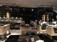 大堂-唐拉雅秀酒店-西锦汇空中BBQ·思创餐厅