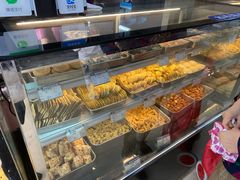面包甜点陈列柜-洪长兴(云南南路店)