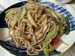 肉丝炒莜面-那达慕蒙古风味酒楼