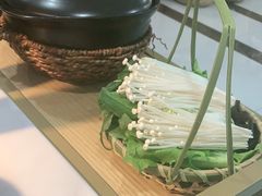 -三个椰子·现砍椰子鸡(金源CBD店)