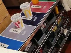 -麦当劳(乳山路店)