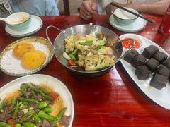 -芦茨金富饭庄·25年老字号·专做稻草鸡