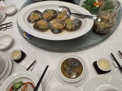 -景月阁空中食府(希尔顿酒店)