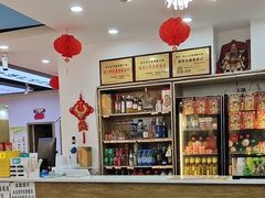-休记光头香辣蟹干锅(绵竹店)