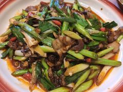 -思博半步颠小酒馆(梦时代店)