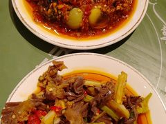 -蛙两只美蛙鱼头火锅(恒茂店)
