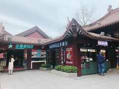 -慈城服务区-停车场