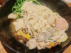 -万记麻辣烫国展总店
