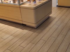 面包甜点陈列柜-好利来(新华百货店)