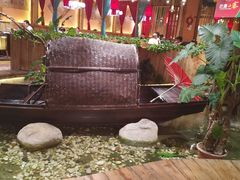 -老滇山寨•云南特色菜•地方菜•民族风情歌舞表演(金碧店)