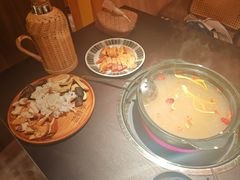 -芸鲜季·云南野生菌餐厅· 云南风物味研社(闵行店)