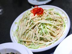 -靠山屯东北农家菜(八龙桥雅苑店)