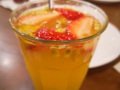 百香果鲜果茶-UPPER KITCHEN(延安路店)