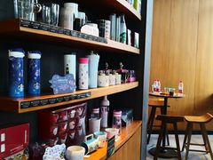 零售区-星巴克(西安曲江银泰店)