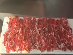 -伴山牛贵州黄牛肉火锅·苗疆非遗艺术餐厅(上海首店)