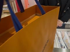 -LV路易威登(海信广场店)