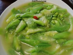 -小陆莲花蟹园农家乐(莲花岛店)