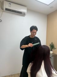 -首脑美发沙龙
