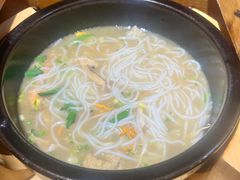 -勺子米线·云南传统小吃市集(四方街店)