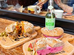 -Catch Bagel(芳草地店)