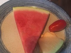 -八府香鸭·啫啫煲(华山路店)