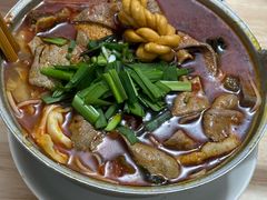 -铁锅哥米线