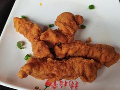 -楠柏弯休闲山庄(梨花溪店)