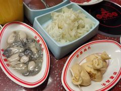 海蛎子-四囍码头海鲜烧烤自助火锅(外滩南京东路悦荟广场店)
