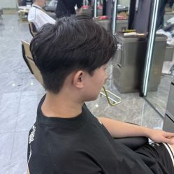 -藤野造型烫染·漂发