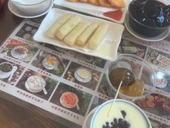-周大娘牛乳(旧寨古村总店)