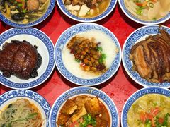 -蓝田九大碗民俗食府(蓝田店)