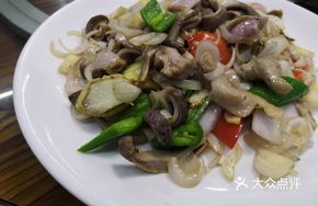 Scallion Oil Baked Pig's Trotter