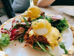手撕牛肉班尼迪-the rug 飞毯 (朝阳公园店)