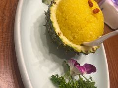 版纳波萝饭-老滇山寨•云南特色菜•地方菜•民族风情歌舞表演(金碧店)