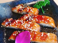 -枝魯枝魯自助料理