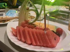-海底捞火锅鲜切牛肉主题店(长寿路店)