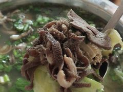 -谢老五跷脚牛肉·非遗传承店