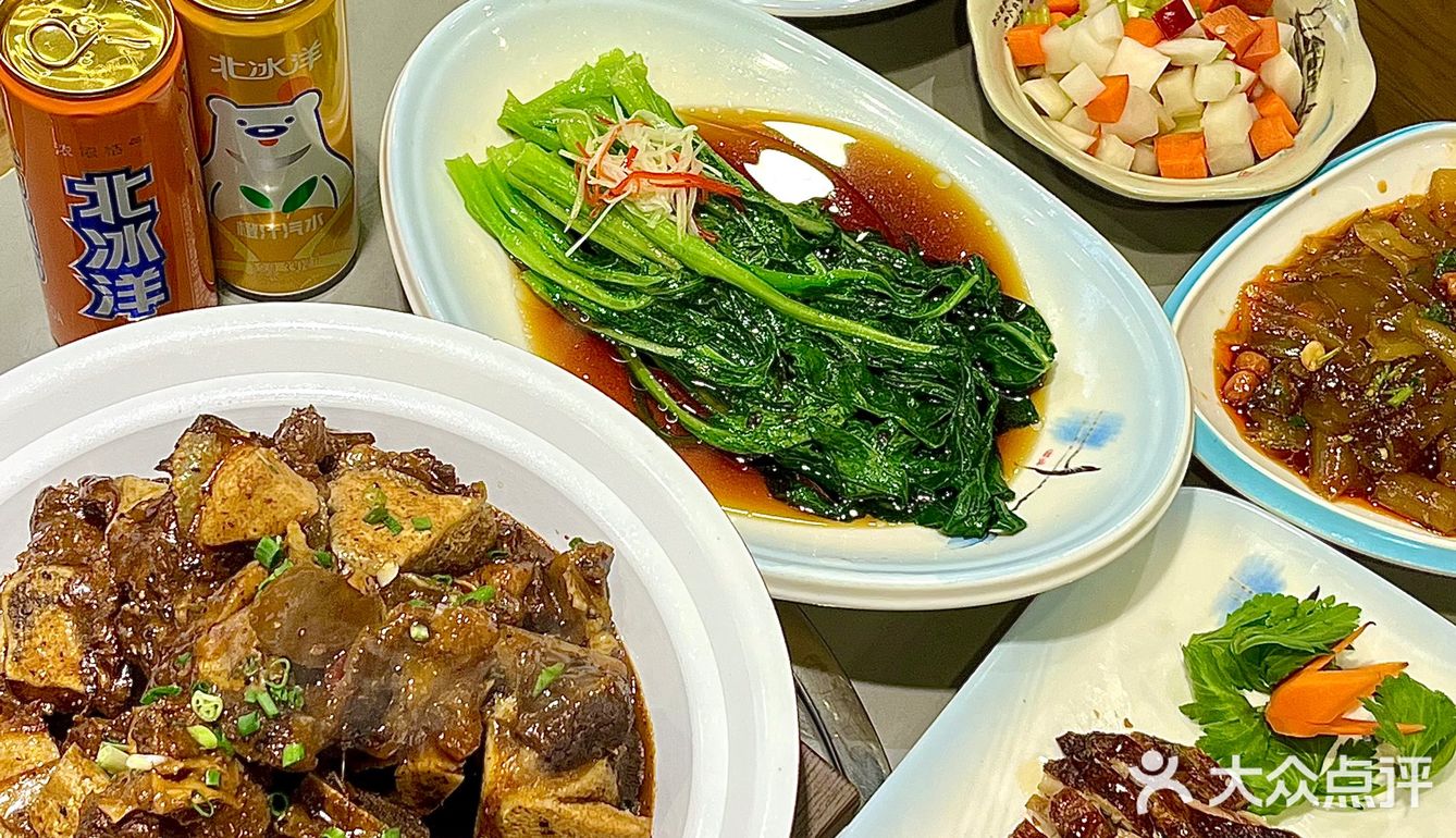 今天的快乐是黑椒牛排锅给的！！ 
