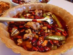 馋嘴牛蛙-龙门阵茶屋川菜馆(武康路店)