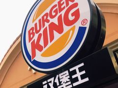 -斯普瑞斯奥特莱斯