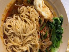 -方铲铲·成都板凳面(滨江银泰店)