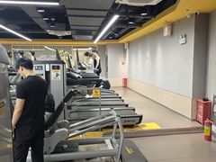 -超鹿运动(大唐世家店)