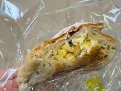 -Caidie Bakery采蝶轩(百越店)