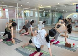 -爱尔乐美孕产瑜伽·普拉提