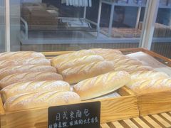 -焙丽拾光(麦凯乐直营店)